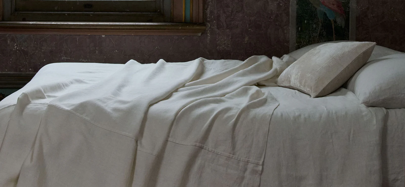 Elevated Comfort in Pure Linen
