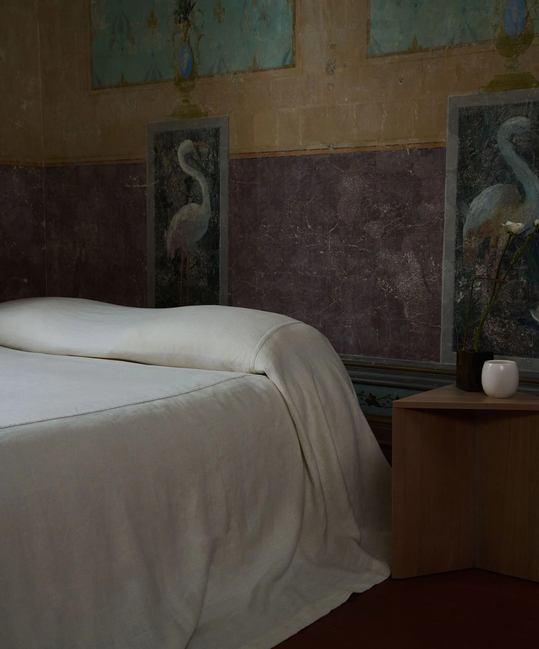 Heavyweight Linen Bedcover - Ivory - Image 5