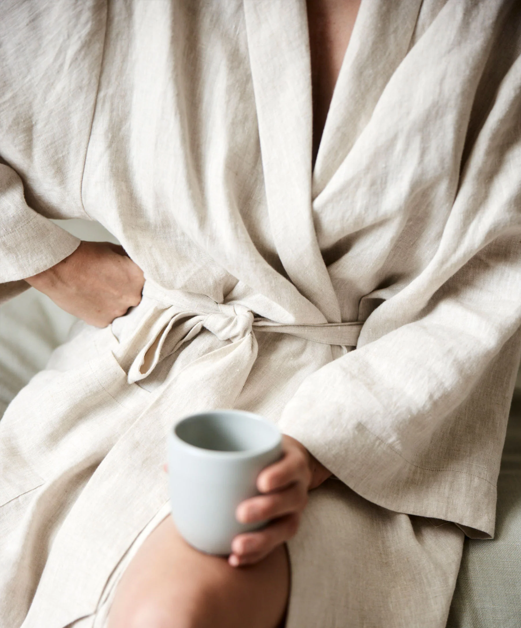 Linen Robe Edition I - Natural - Image 3