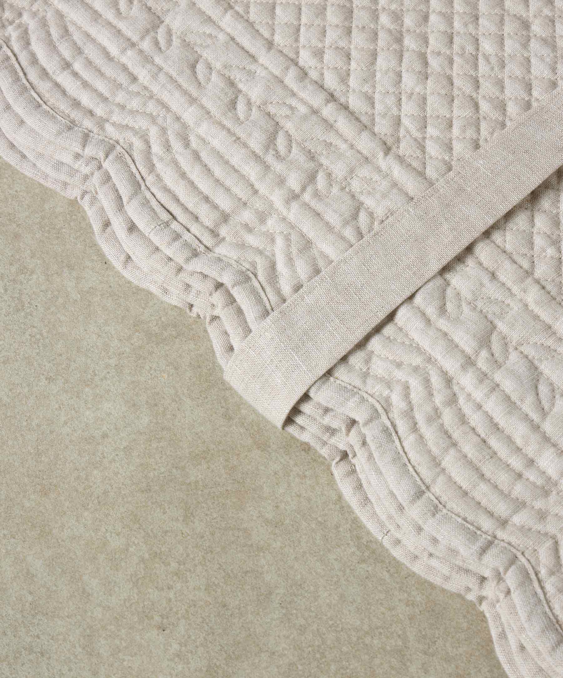 Scalloped Linen Placemats - Natural - Image 6