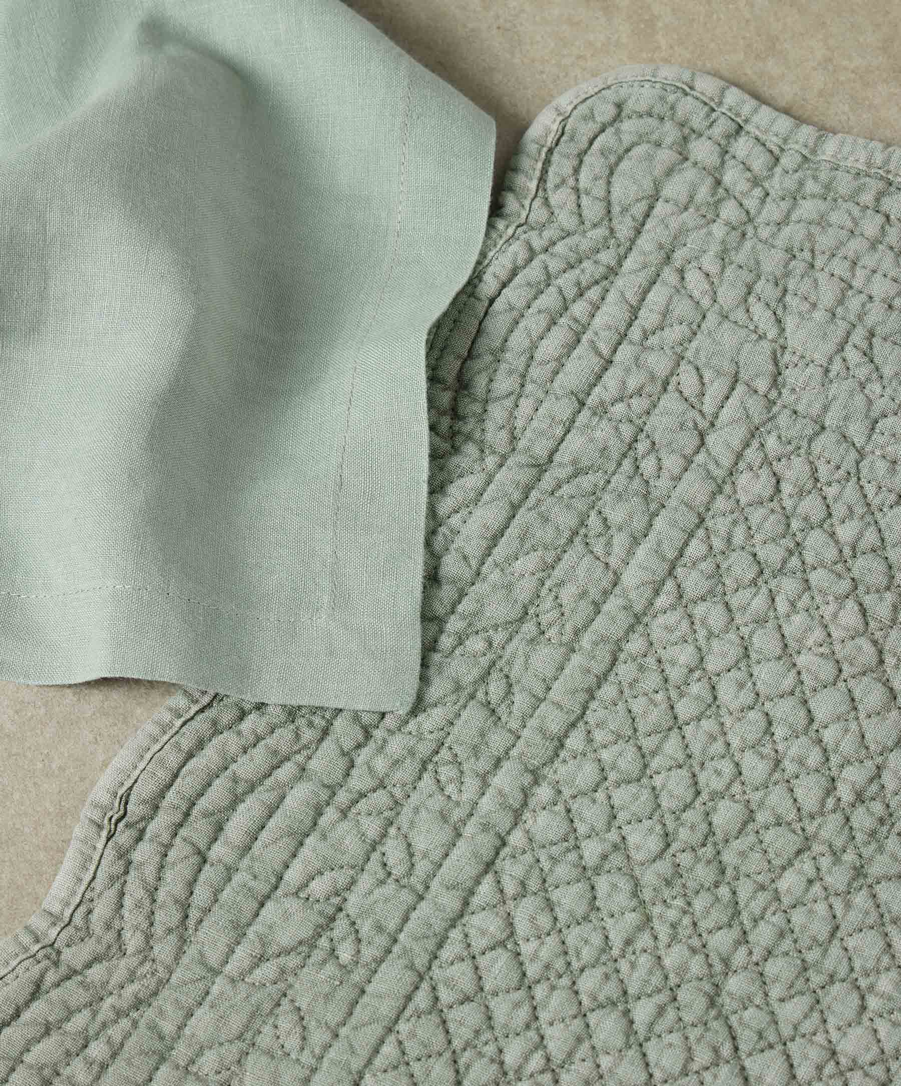 Scalloped Linen Placemats - Sage - Image 4