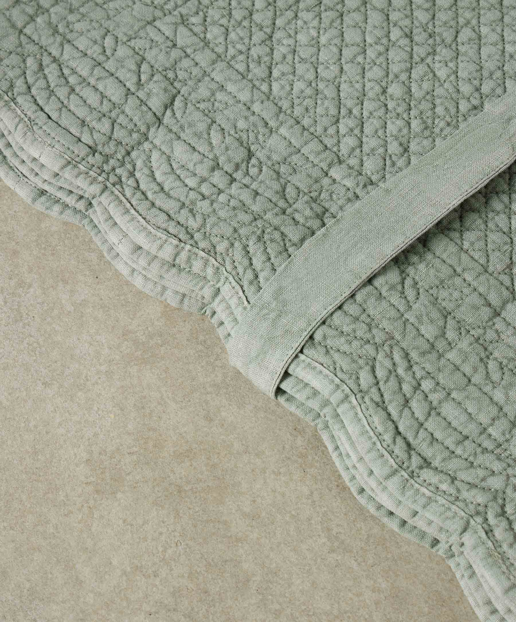 Scalloped Linen Placemats - Sage - Image 5